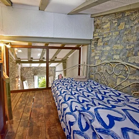 Hize Bertosa Apartamento *
